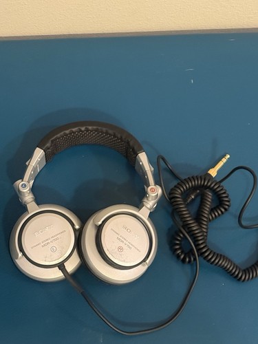 Sony mdr v700 - mdr-v700, over-ear